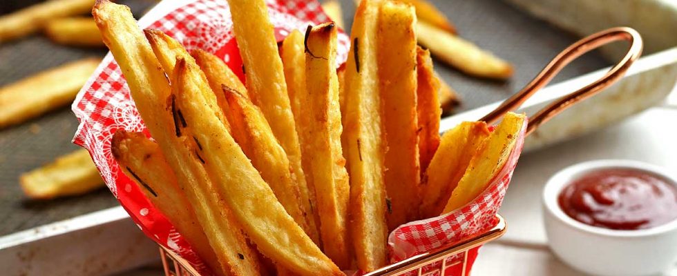 Batata Frita Caseira Sequinha e Crocante: O Segredo para a Perfeição em Cada Mordida